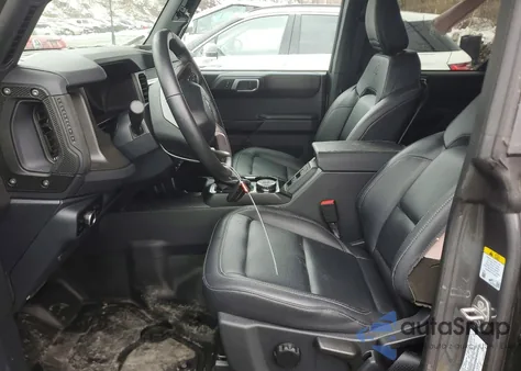 2025 Ford Bronco Badlands z USA, uszkodzony, nr VIN 1FMEE9BP8SLA52785